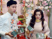 Tin tức - Hai đám cưới "siêu khủng" nhất nhì Việt Nam: Cô dâu, chú rể đeo vàng "gãy cổ, tay", nhan sắc gây ấn tượng