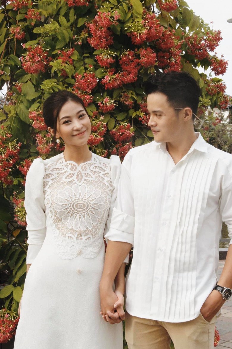 Anh nghĩ rằng thực ra cũng rất khó xảy ra vấn đề nảy sinh vì hầu như hai đứa ở bên nhau 24/24 trừ những lúc Tú đi làm. Sự dễ thương của đôi vợ chồng son làm khán giả vô cùng thích thú.