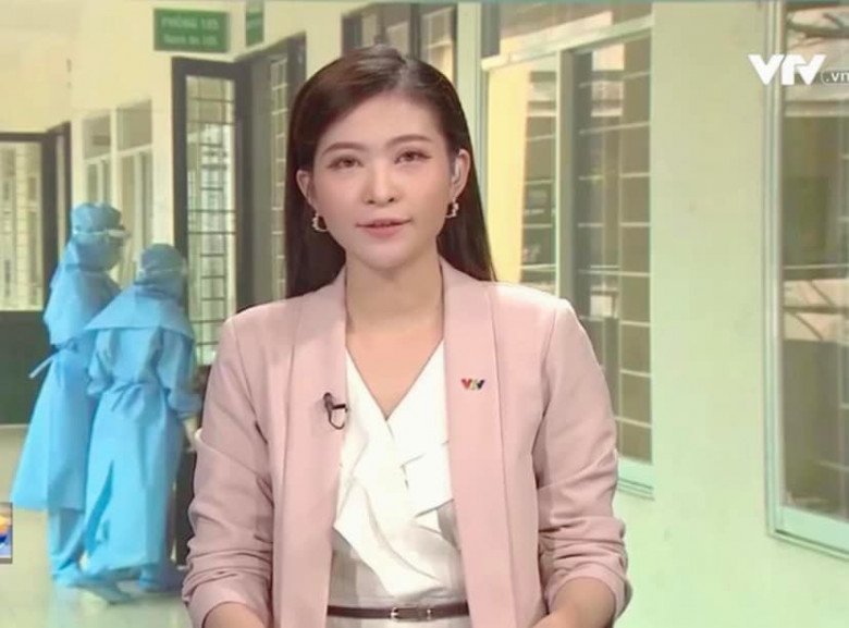 img srchttps://cdn.eva.vn/upload/2-2023/images/2023-06-23/btv-thoi-su-cam-tu---co-gai-duy-nhat-lay-chong-nho-nguoi-ay-la-ai-da-roi-vtv-355128715_10224052027554825_436331629253113621_n-1687511138-65-width780height1040.jpg width660 /