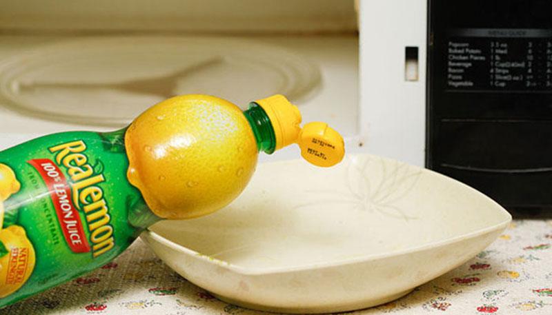 Using dish soap to clean the microwave