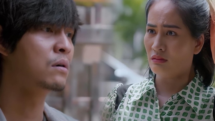 Bình (Minh Cúc) bàng hoàng, giận dữ khi biết tin Điền (Tô Dũng) muốn bỏ con