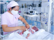 Bà bầu - 10 năm hiếm muộn, bỗng dưng khó thở đi khám mới biết mình mang thai