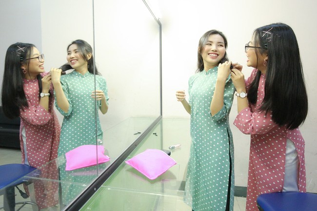 Chị gái ruột hiện là chỗ dựa lớn nhất của cô.