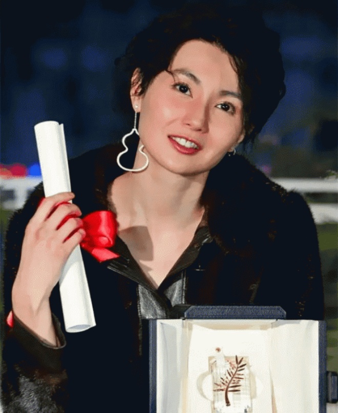 Lục đại mỹ nhân showbiz: Tuổi già cô đơn chẳng cần ai, đêm đêm nằm trên amp;#34;núi tiềnamp;#34; - 2