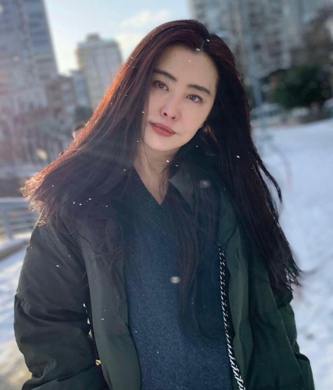 Lục đại mỹ nhân showbiz: Tuổi già cô đơn chẳng cần ai, đêm đêm nằm trên amp;#34;núi tiềnamp;#34; - 10