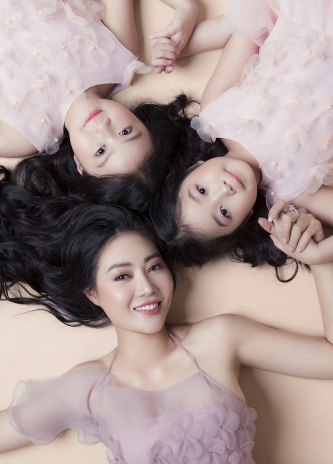 Luyến amp;#34;lươnamp;#34; của Cuộc Đời Vẫn Đẹp Sao: amp;#34;Các con luôn tự hào khi tôi nổi tiếng, còn xin chữ ký hộ bạnamp;#34; - 13