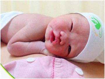 Sản phụ 40 tuần chuyển dạ nhập viện, ngôi thai ngược vẫn sinh thường dễ dàng