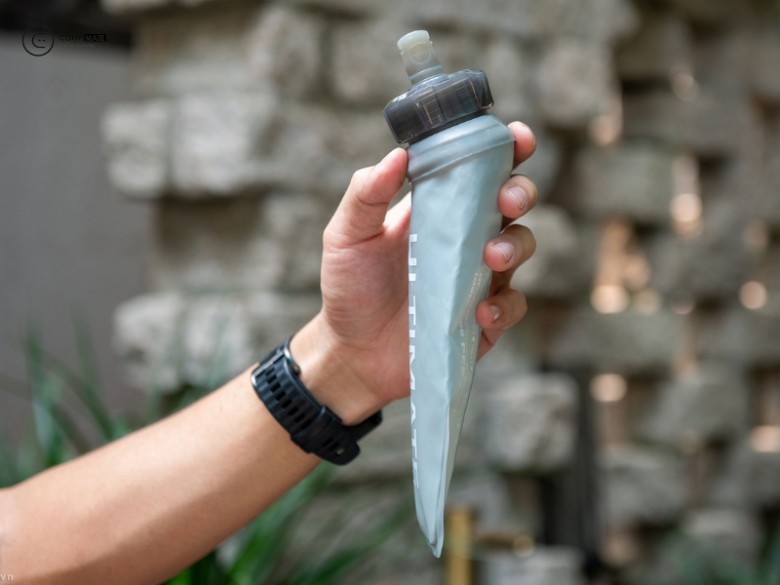 Bí kíp lựa chọn bình nước chạy bộ hoàn hảo cho người mới bắt đầu - 2