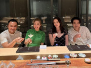 Giải trí - Sao Việt 24h: Con trai lớn của Chi Bảo bảnh bao bên bạn gái ngoại quốc, hiếm khi xuất hiện liền chiếm spotlight
