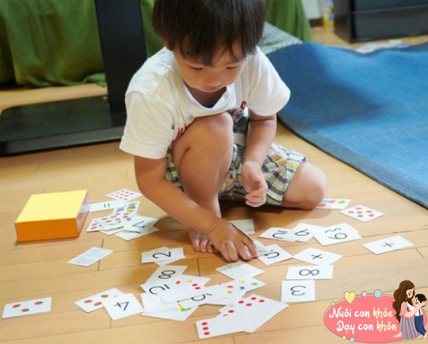 Một số hoạt động đơn giản nhưng giúp trẻ làm quen với việc đọc và viết.