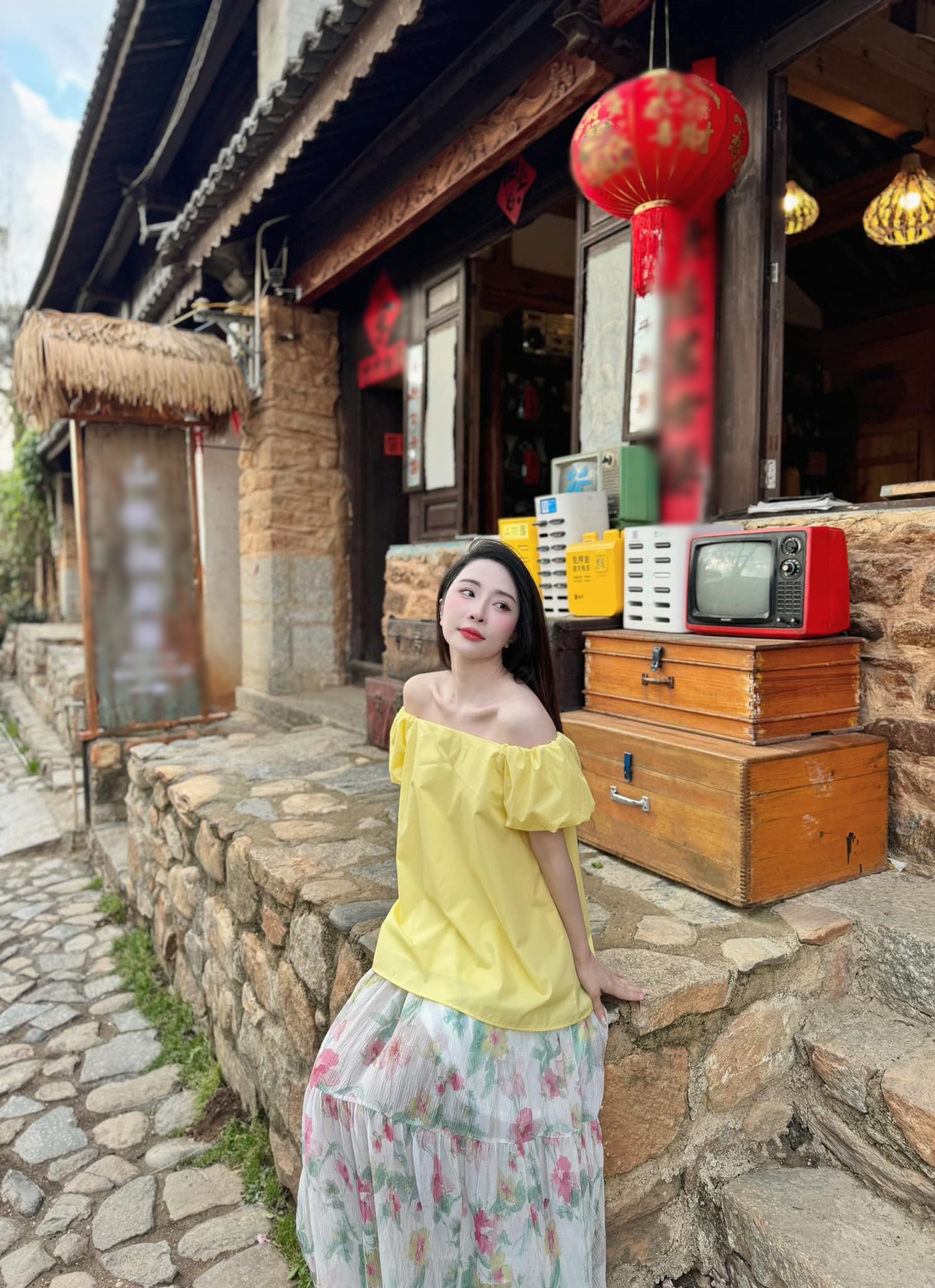 img srchttps://cdn.eva.vn/upload/2-2024/images/2024-04-03/chi-dep-quynh-nga-xinh-nhu-tien-nu-giang-tran-di-du-lich-chung-voi-viet-anh-nhung-ne-dung-canh-_51_3_n-1712138801-669-width1149height1726.jpg width660 /