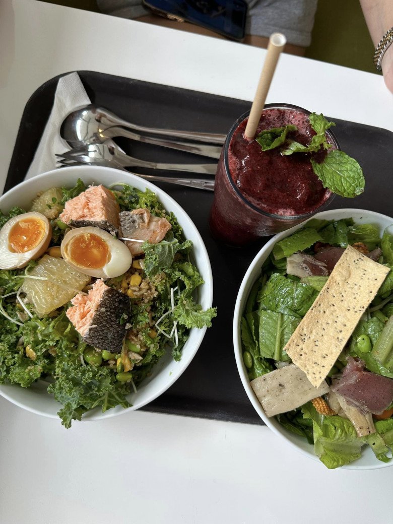 Salad cũng là thực phẩm được người đẹp Nam Định vô cùng ưa chuộng để trong các bữa ăn hàng ngày. 