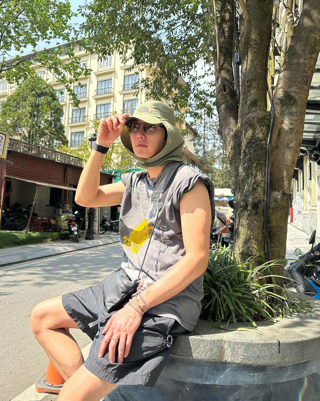 Tài tử amp;#34;Gia đình là số 1amp;#34; đến Việt Nam du lịch, đi phượt đỉnh Fansipan - 7