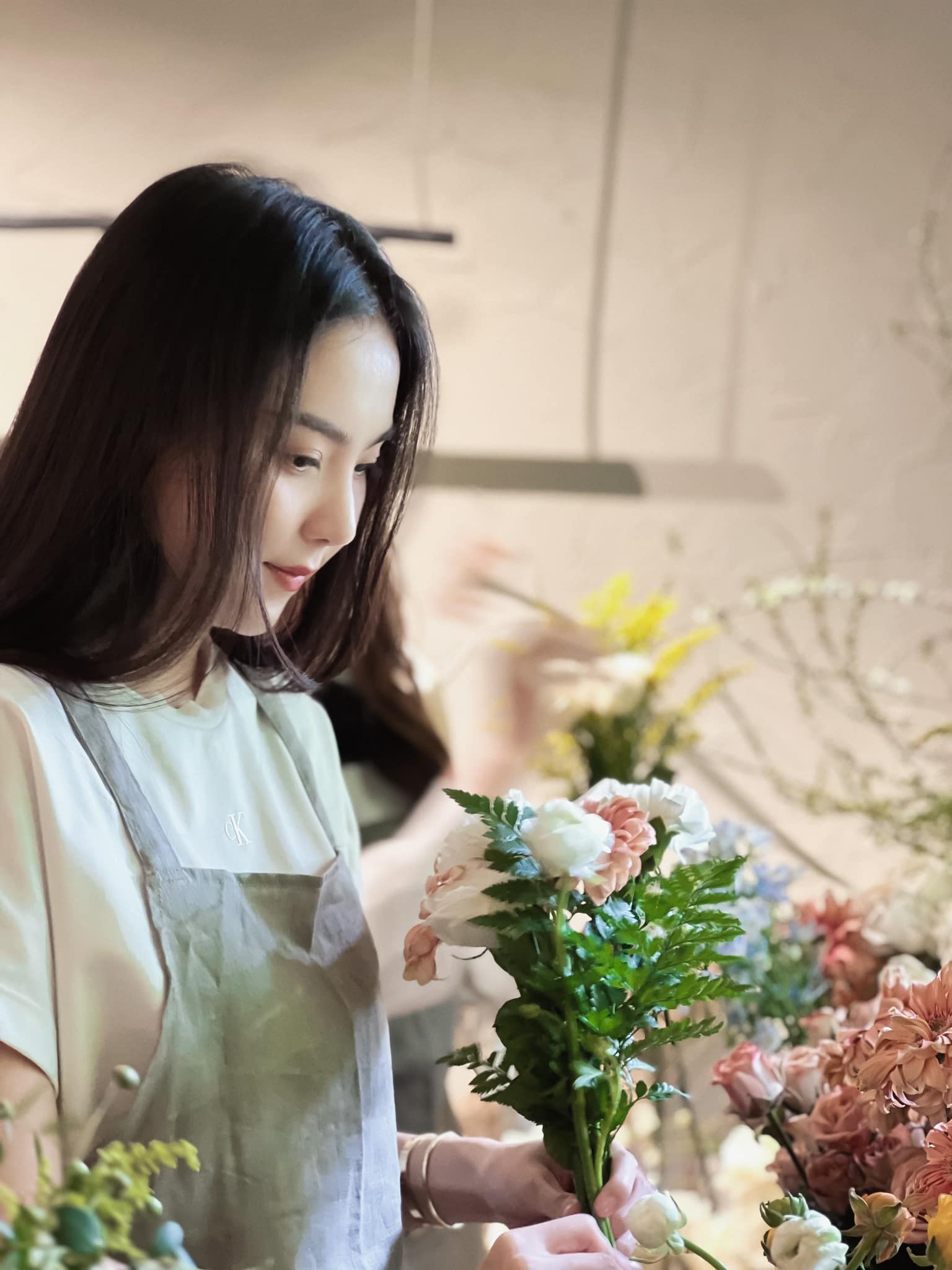 Sau tuyên bố chia tay chồng, MC Mai Ngọc đã xóa hết những ảnh chụp chung của 2 người trên trang cá nhân.