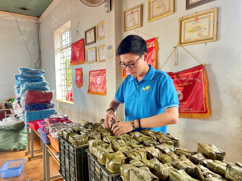 Gần 6 năm qua, niềm đam mê được đi, được giúp đỡ những hoàn cảnh khó khăn vẫn luôn cháy bỏng trong Phúc.
