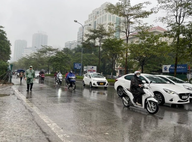 Miền Bắc nhiều nơi có mưa dông do ảnh hưởng không khí lạnh yếu.