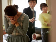 Bà bầu - Chăm con dâu ở cữ, mẹ chồng chê ít sữa nhưng luôn để dành đồ ăn ngon cho con gái