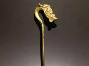 Tin tức - Mang chiếc trâm cài tóc bằng vàng bà nội để lại đi thẩm định, cô gái ngỡ ngàng khi nghe định giá