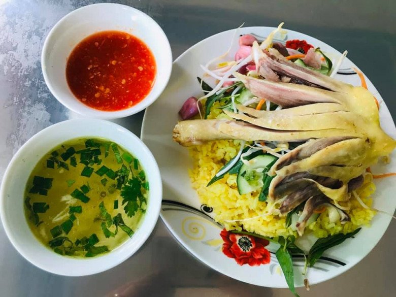 Về Phú Yên thử món cơm đặc sản amp;#34;tưởng không ngon mà ngon không tưởngamp;#34;, 6 địa chỉ này là uy tín nhất! - 4