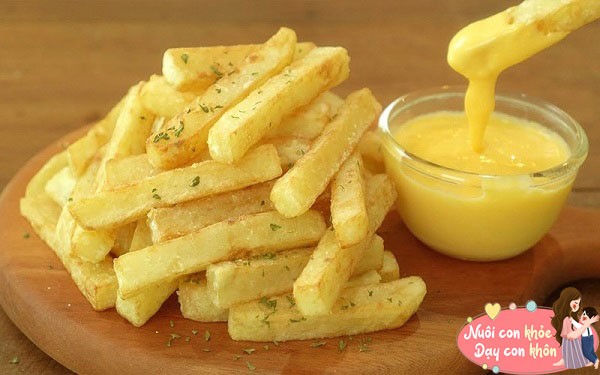 Bữa sáng nhiḕu dầu và muṓi thường chứa giá trị dinh dưỡng thấp.