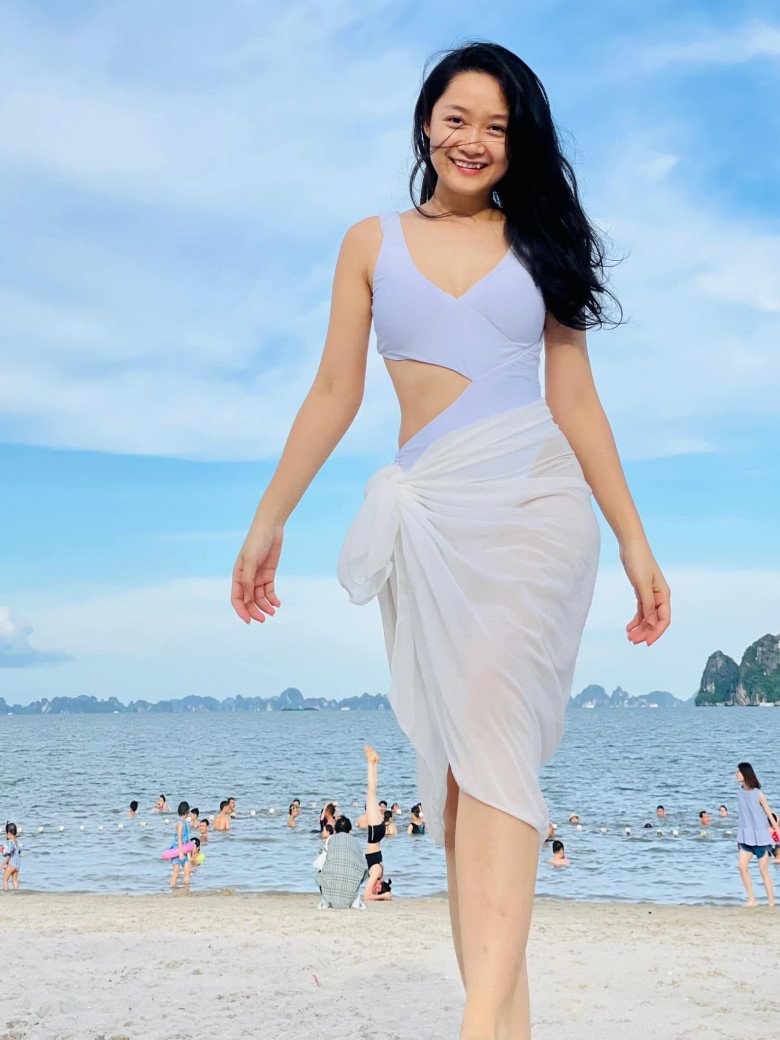 BTV Thời sự Thu Hà khoe ảnh thuở amp;#34;ô maiamp;#34;: Diện mạo ra sao mà Mai Phương Thúy, Quỳnh Nga trầm trồ? - 13