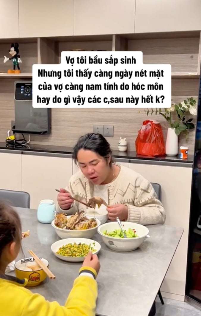 Mẹ bầu bị phá nét khi mang thai những tháng cuối.