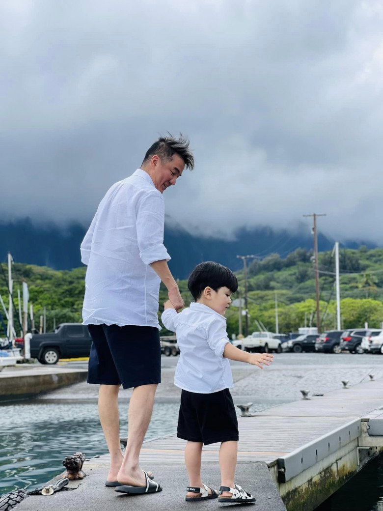 Đàm Vĩnh Hưng dành toàn bộ thời gian cho quý tử.