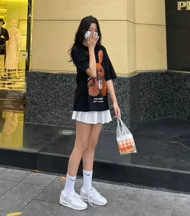 Hoa hậu Việt duy nhất đặt tên cho con gái theo họ Tống hiếm gặp, cô bé giờ 16 tuổi y như tên gọi - 5