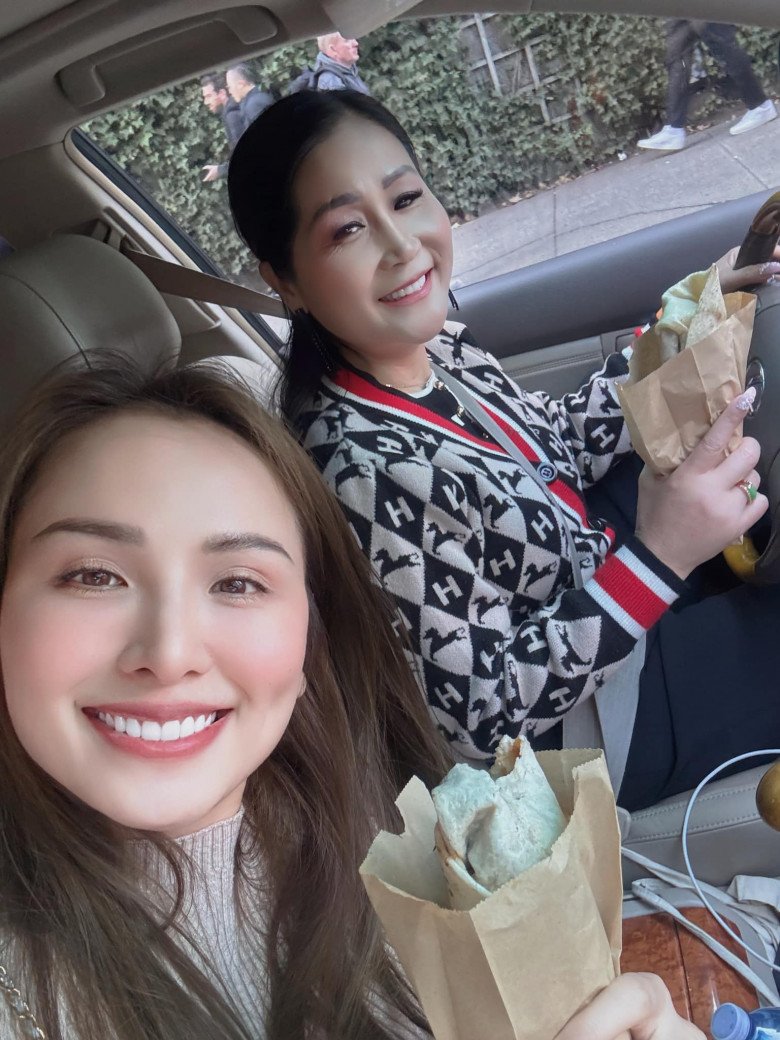 Sao Việt 24h: Vợ cũ - vợ mới Bằng Kiều gặp mặt ở khách sạn, mẹ ruột Trizzie Phương Trinh bình luận xúc động - 6