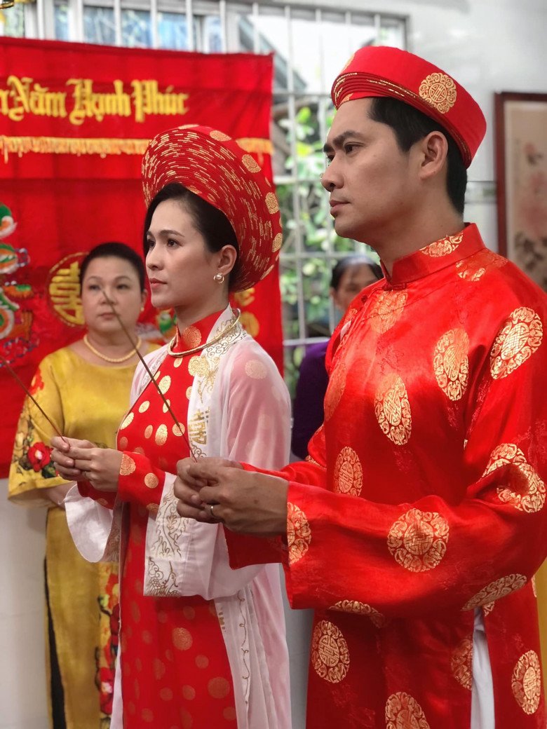 Sao Việt 24h: Vợ cũ - vợ mới Bằng Kiều gặp mặt ở khách sạn, mẹ ruột Trizzie Phương Trinh bình luận xúc động - 17