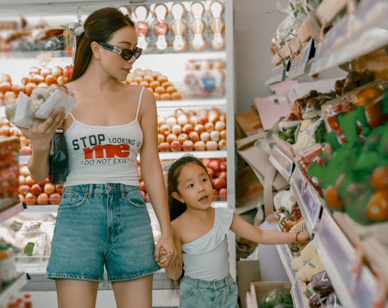 Trà Ngọc Hằng từng mất 10 ngày để quyết định giữ con, gần như phá sản khi mang thai bé Sophia - 3