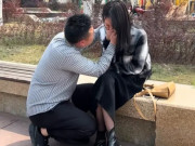 Bà bầu - Sau ly hôn, vợ phát hiện mang thai 1 tháng, ôm chồng cũ khóc như mưa