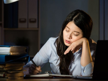 13 hành động này dễ làm tổn thương gan, có 2 điều hầu như ai cũng vô tư làm hằng ngày