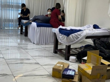 Cơ sở massage bị bắt quả tang chữa bệnh nam khoa trái phép