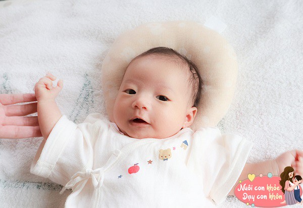 Một chiếc mũi cao giúp đường nét trên khuôn mặt trông thanh tú hơn.