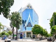Bệnh viện thẩm mỹ dát vàng 24k nằm ngay trung tâm TP Hồ Chí Minh