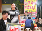 Gặp chàng trai biết 3 ngôn ngữ, “bắn” tiếng Anh bán cháo sườn với du khách nước ngoài gây bão MXH