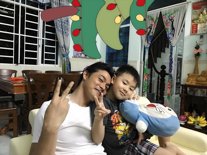 Quách Ngọc Ngoan không có nhiều ảnh chụp chung với con trai Cà Pháo.