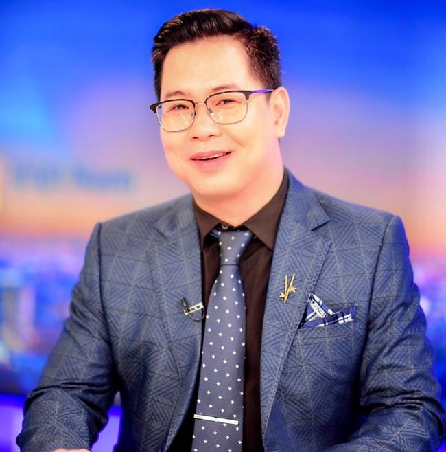 Theo PGS Trần Thành Nam sai lầm phổ biến của các bạn học sinh khi chọn ngành hiện nay là chọn ngành nghề theo phong trào, theo hot trend, theo các chuyên gia tư vấn trên tiktok mà không để ý đến năng lực và sở thích của bản thân