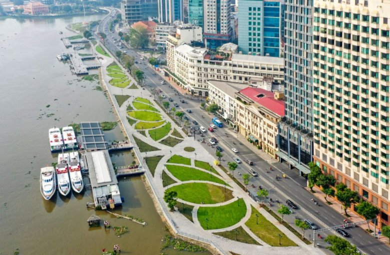 Bến Bạch Đằng nhìn từ trên cao.