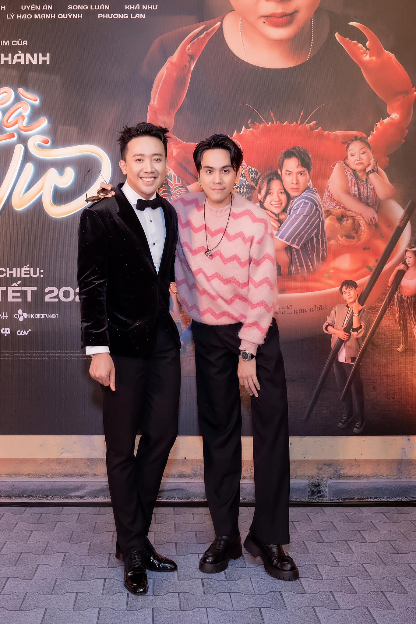 Thái Dũng tới ủng hộ phim của Trấn Thành.