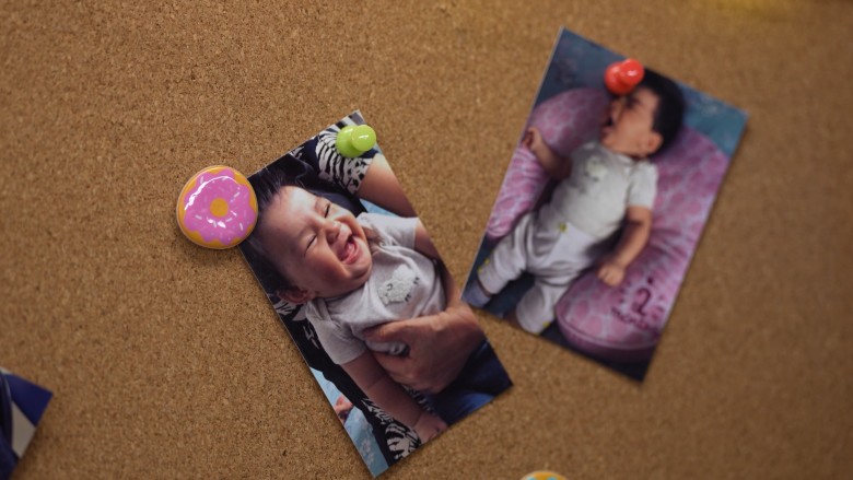 Cùng con nhìn lại từng bức ảnh, Phạm Quỳnh Anh đã kể lại những kỷ niệm đáng nhớ cho Tuệ An từ lúc mang thai cho đến khi cô bé được sinh ra và trưởng thành.