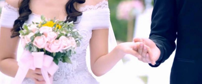 Trước khi làm vợ người ta, Midu nhiều lần đẹp tựa thiên thần khi mặc váy cưới "lên xe hoa" với bạn diễn - 14