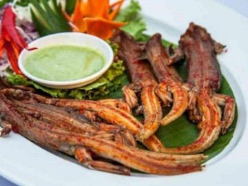 Đặc sản hiếm có nhìn nổi da gà nhưng dân thành phố săn lùng, 1,4 triệu đồng/kg có tiền cũng khó mua được