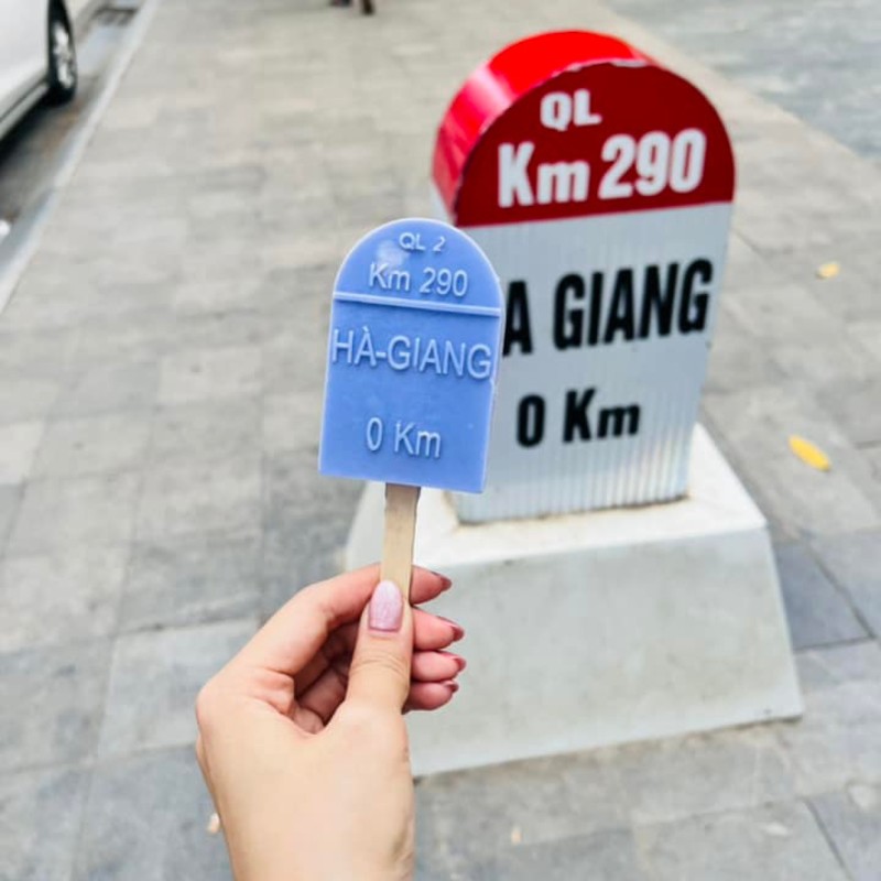 Nhiều người ví von que kem này như phiên bản thu nhỏ của điểm check-in nổi tiếng tại Hà Giang. (Ảnh: Nguyen Ha)
