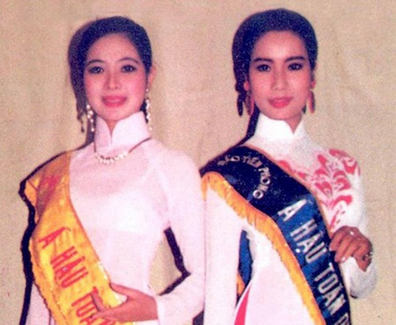 Á hậu Trịnh Kim Chi (bên phải) và Á hậu Tô Hương Lan (bên trái).
