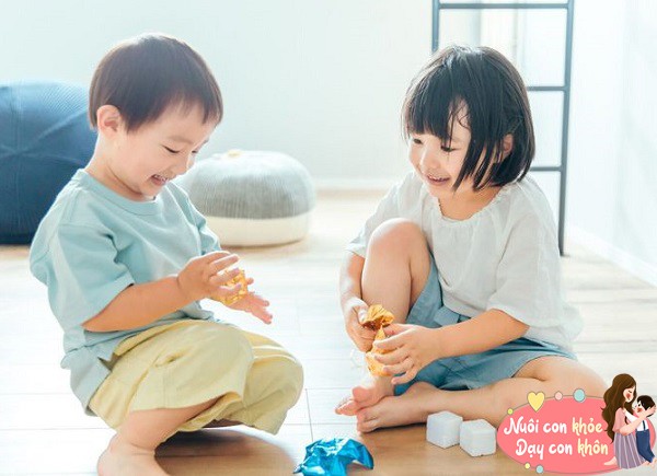 Theo các chuyên gia, giai đoạn 3 tuổi là bước ngoặt của phát triển trí não.