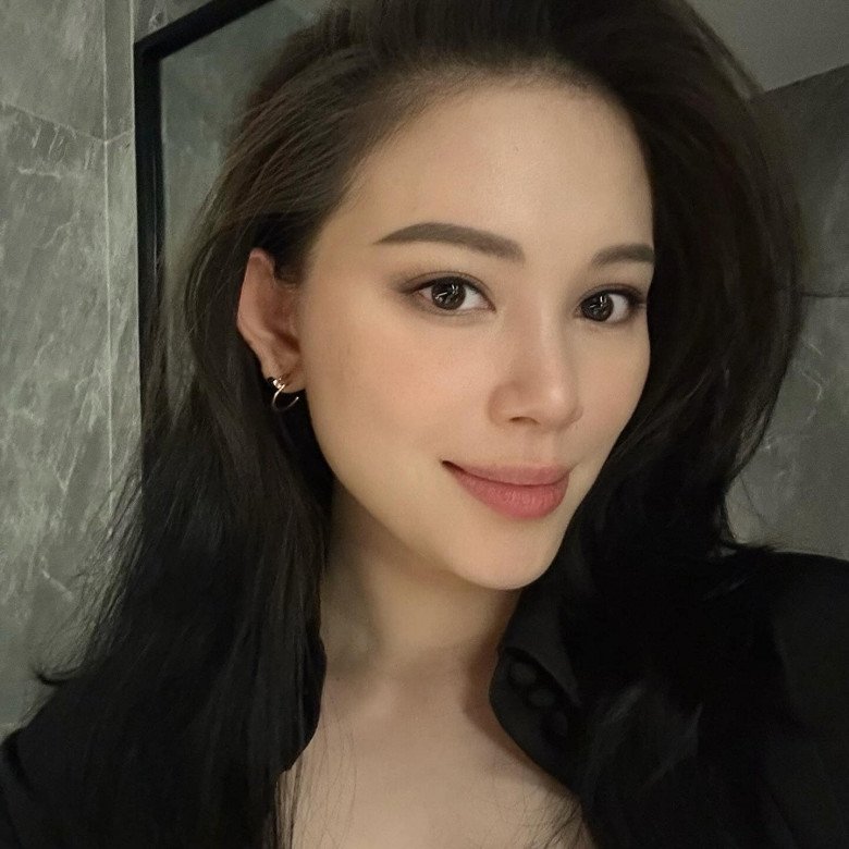 Làm mẹ bỉm, em dâu Tăng Thanh Hà nhận bình luận “mất nét” hotgirl nhưng sang chảnh bội phần - 1
