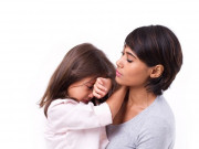 Sức khỏe - Bé gái làm một việc khiến mẹ hối hận vì quá tin ông hàng xóm, phải mất 4 năm để chữa lành cho con