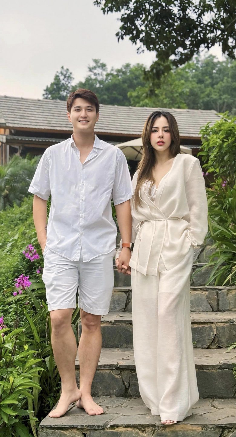Bạch Lan Phương và Huỳnh Anh công khai hẹn hò từ 2020.